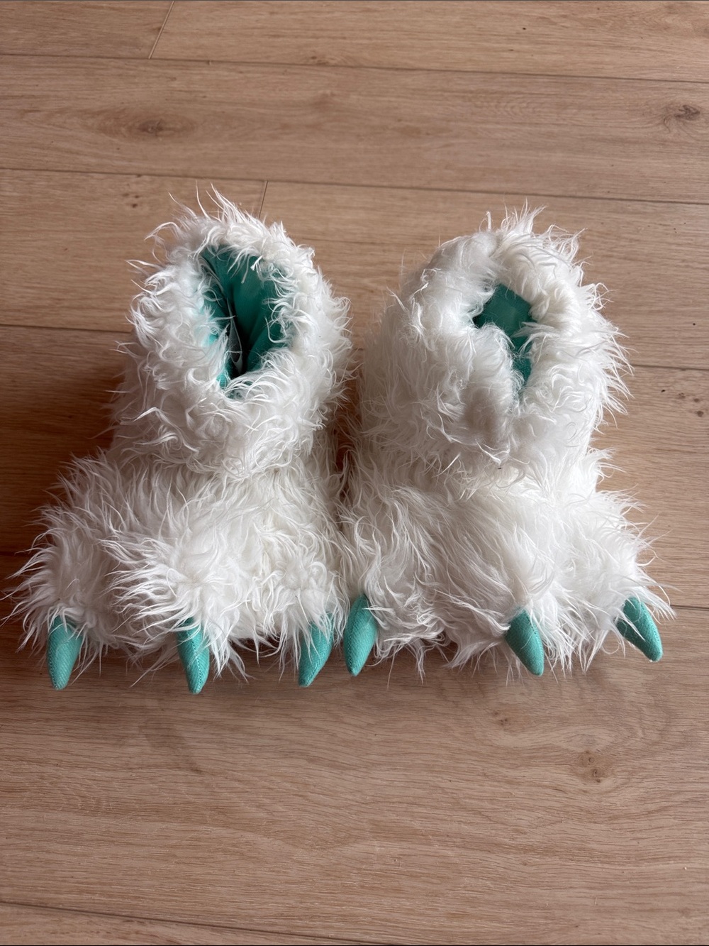 Lazy | Yeti Slippers